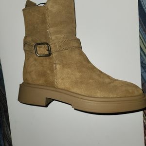 - Leather Zara Ancle Boots for Women